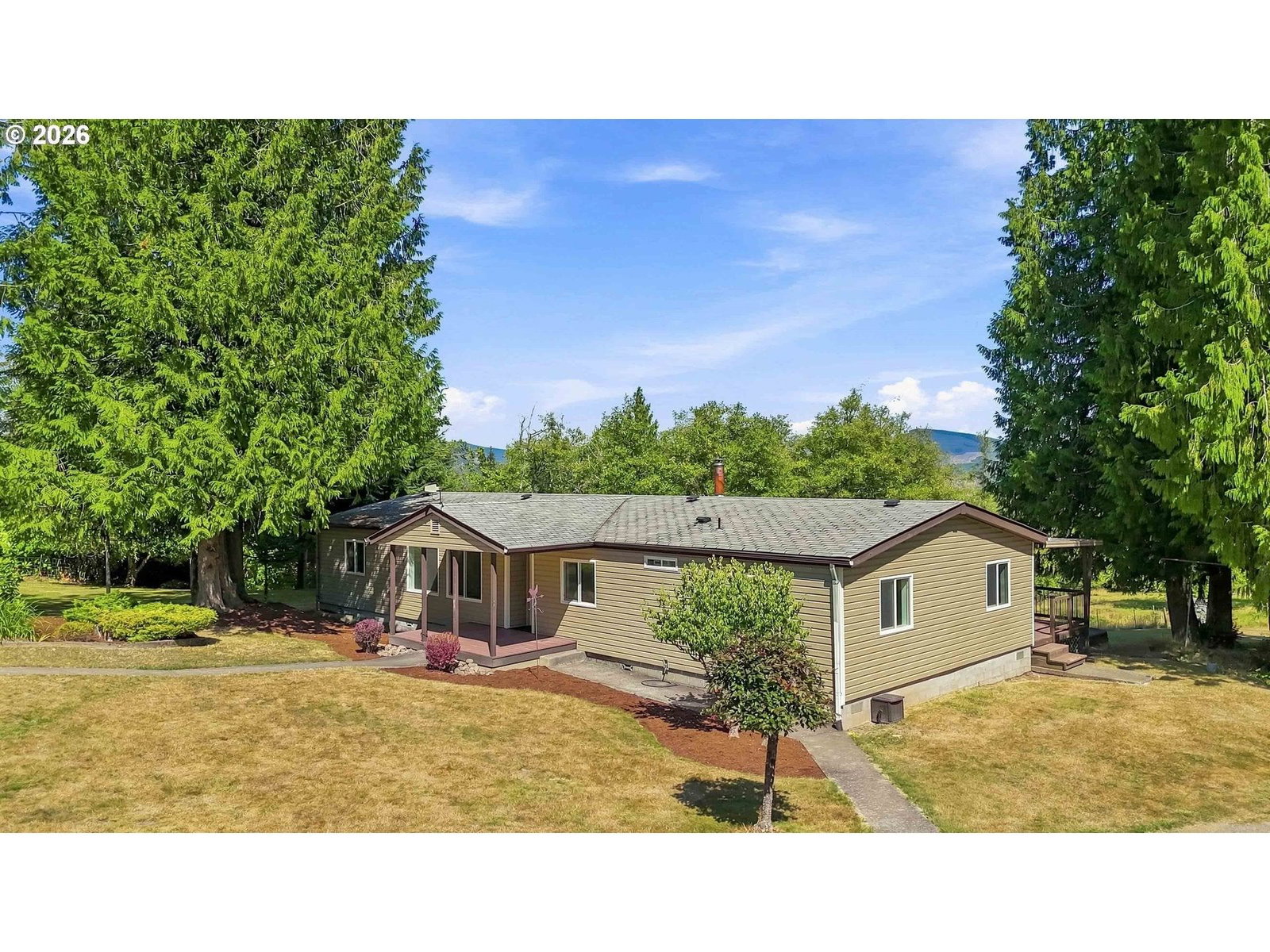 153 CLAUDINE CT