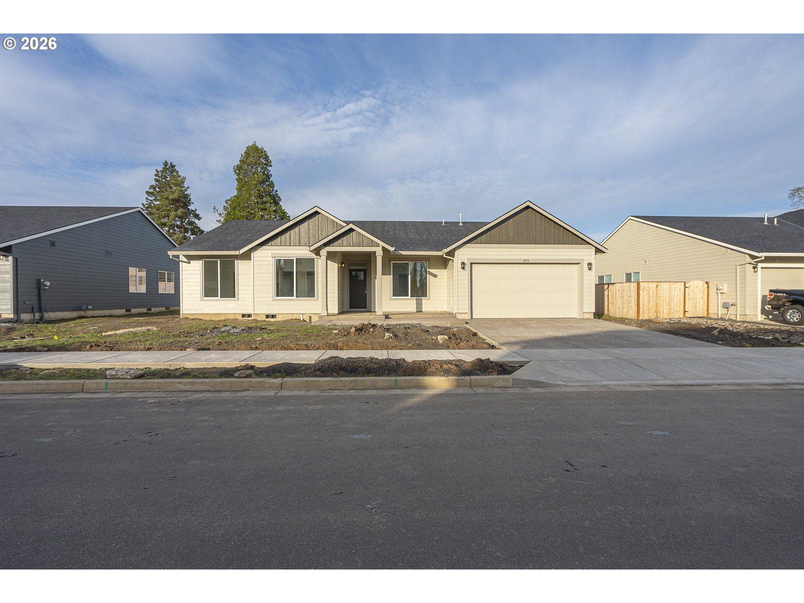 Primary listing photo, 673 Parker LOOP, Silverton, OR, 97381