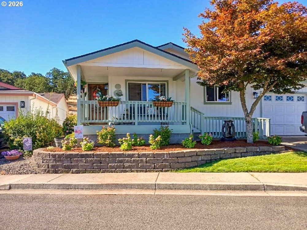 Primary listing photo, 145 LITTLEBROOK LN, Roseburg, OR, 97471