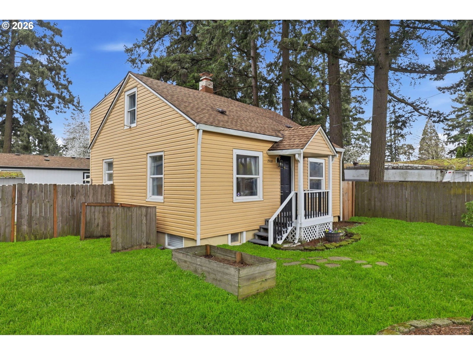 Primary listing photo, 7930 SE OVERLAND ST, Milwaukie, OR, 97222