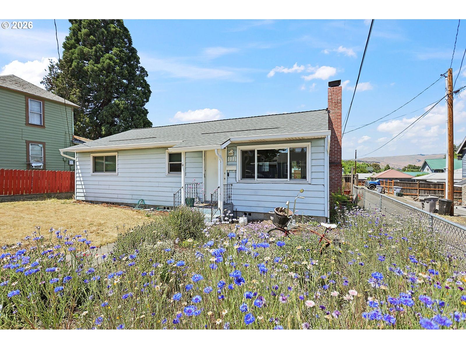 Listing photo 1 of 6