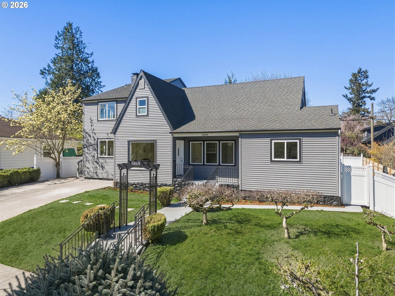 Primary listing photo, 5609 NE 32ND AVE, Portland, OR, 97211