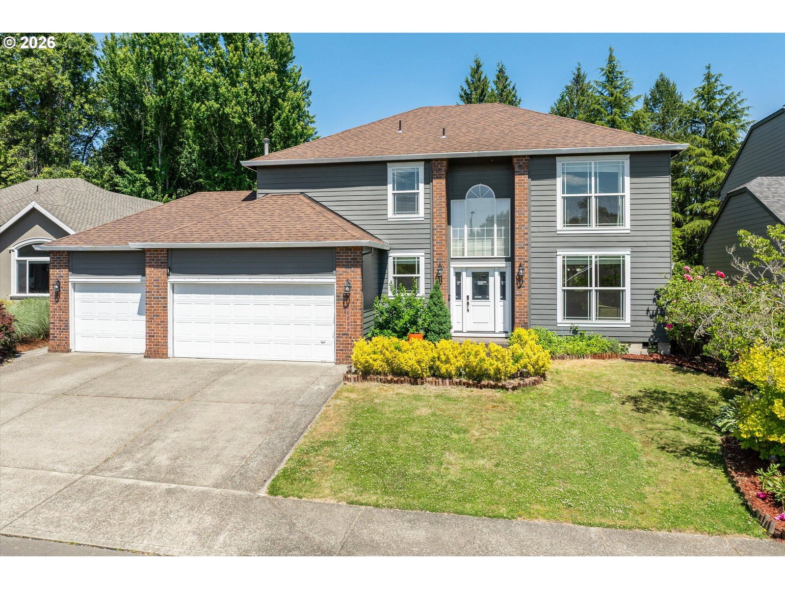 Listing photo 1 of 6