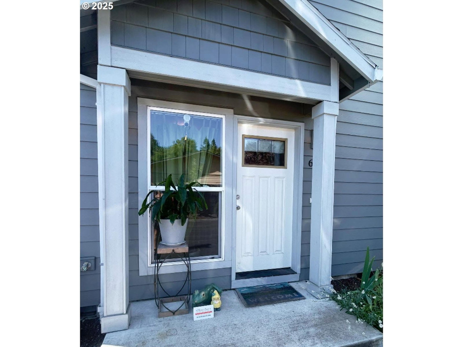 Primary listing photo, 611 SE 142ND AVE #B, Portland, OR, 97233