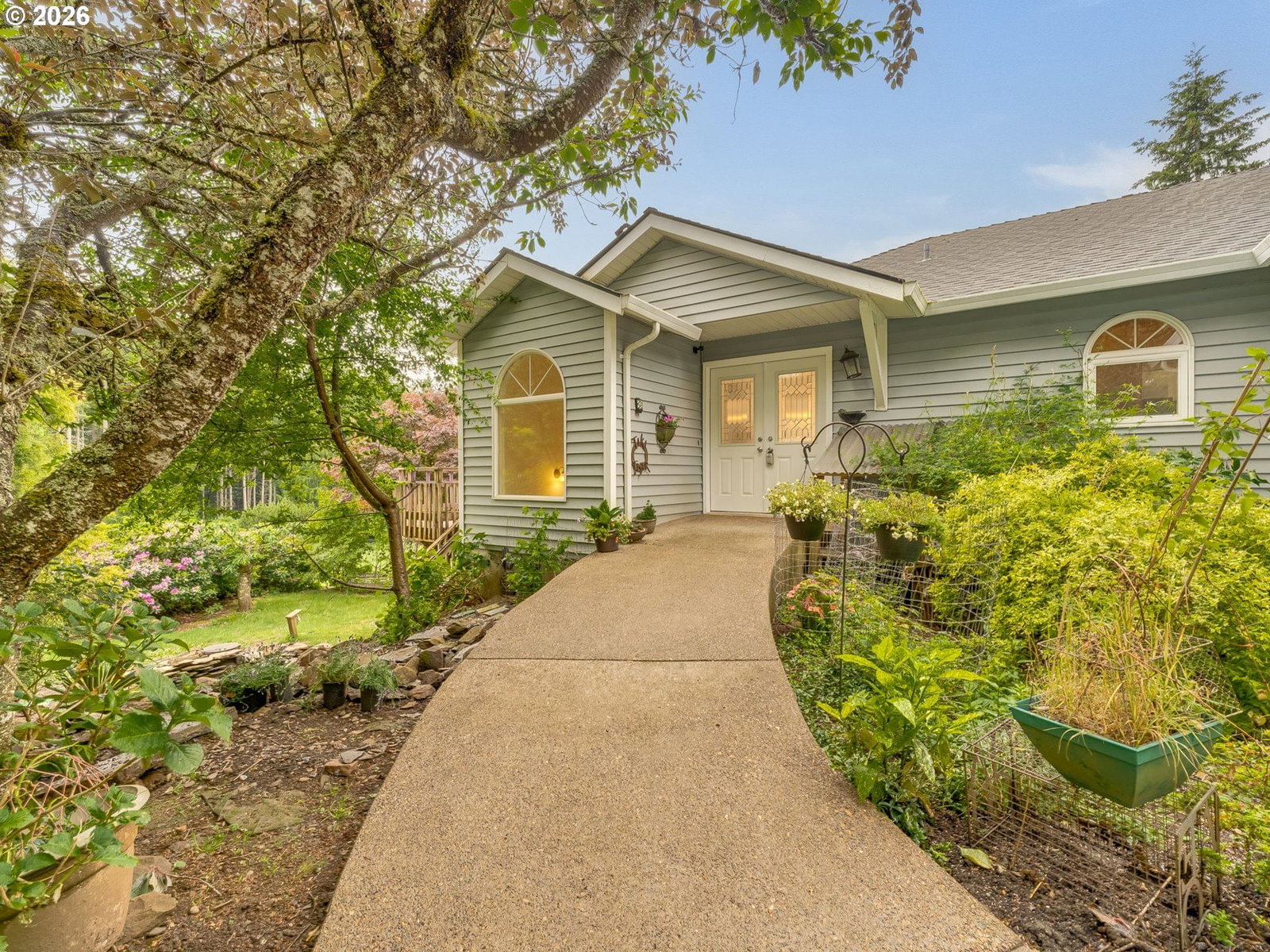 Primary listing photo, 26423 S BEAVERCREEK RD, Beavercreek, OR, 97004