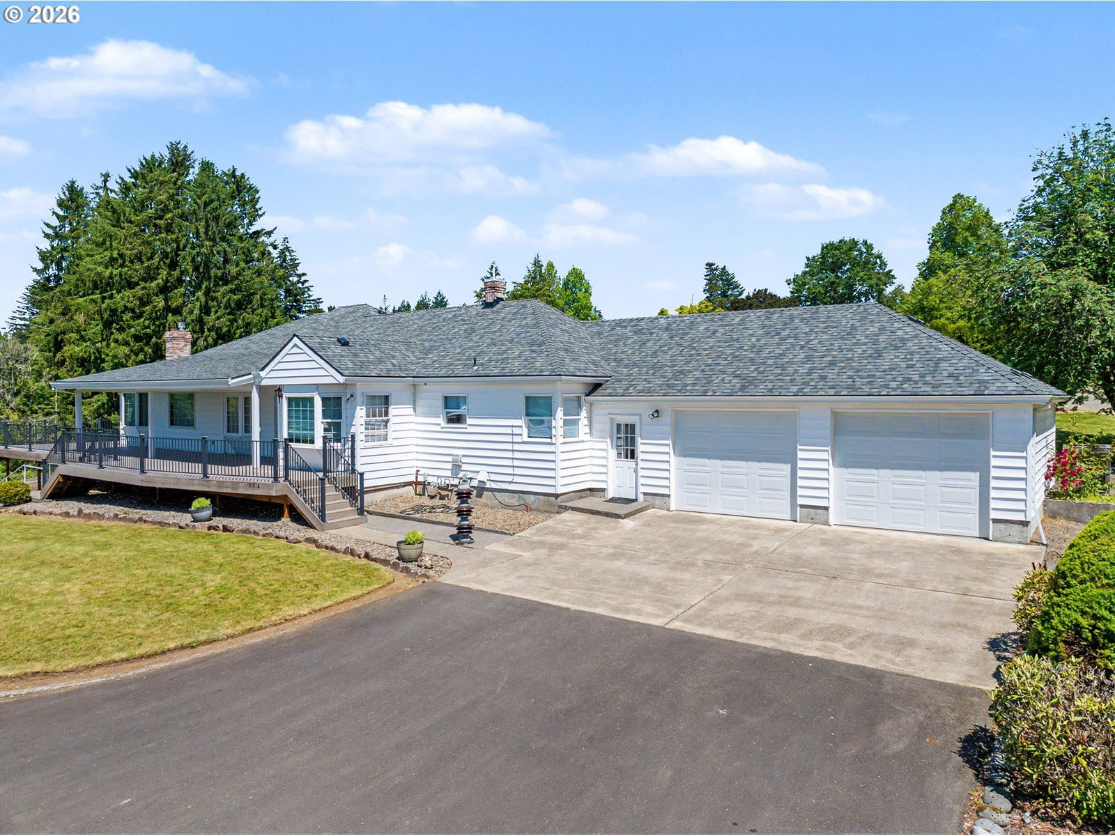 Listing photo 1 of 6