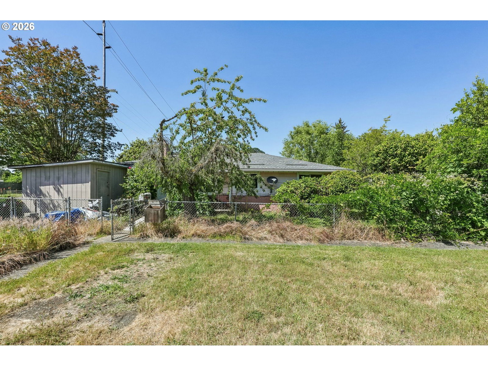 Listing photo 1 of 6
