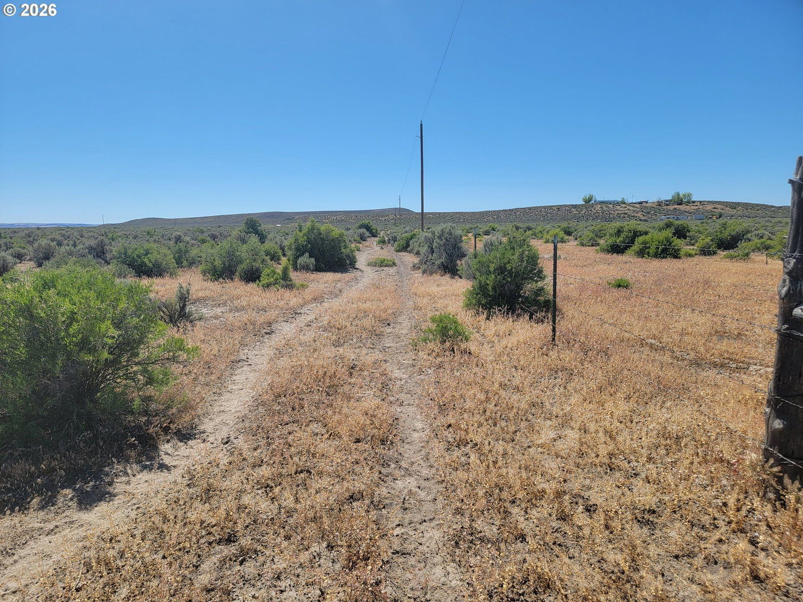 Listing photo 1 of 6