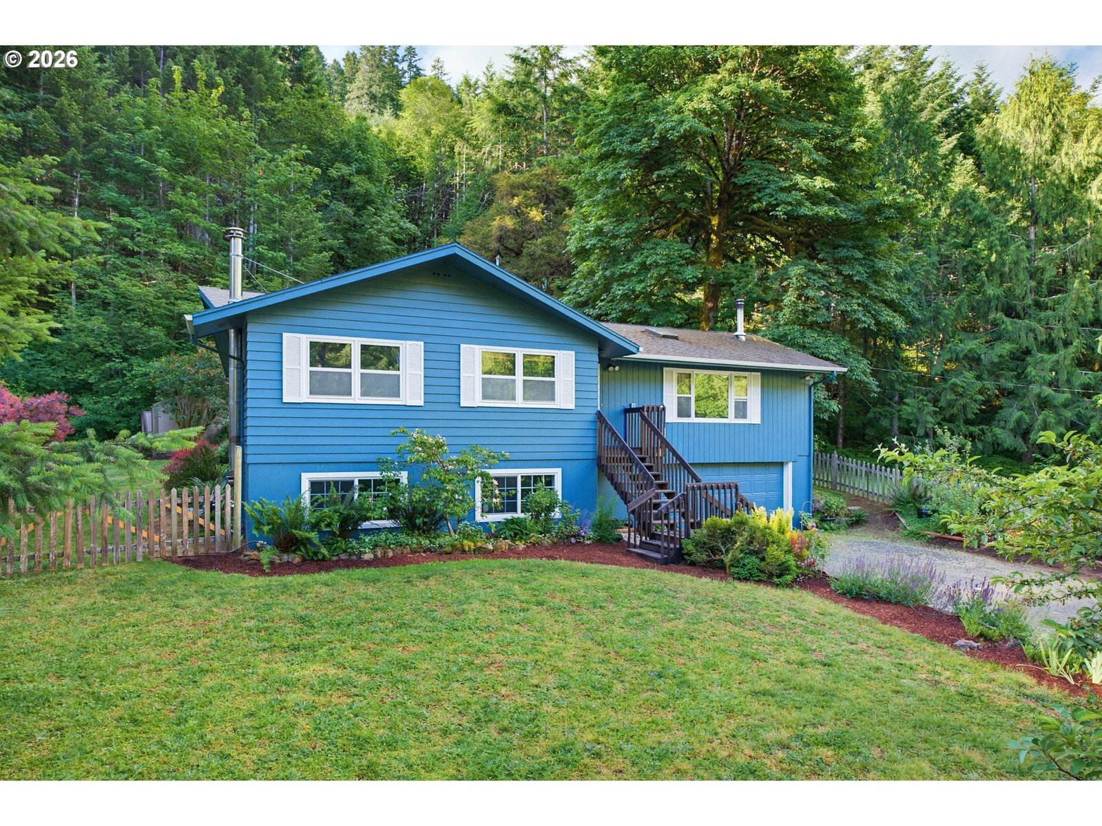 Listing photo 1 of 6