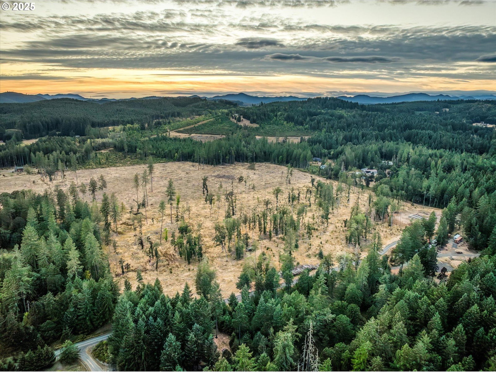Primary listing photo, Suttle RD #Lot 4, Veneta, OR, 97487