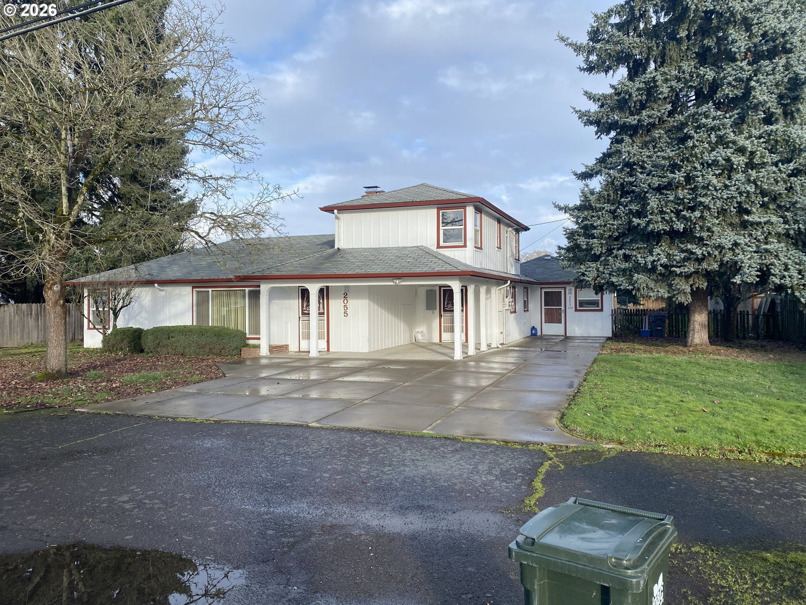 Primary listing photo, 2055 DEVOS ST, Eugene, OR, 97402