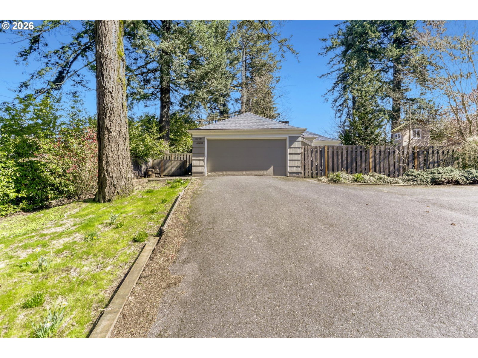 Primary listing photo, 5008 SW TAYLORS FERRY RD, Portland, OR, 97219