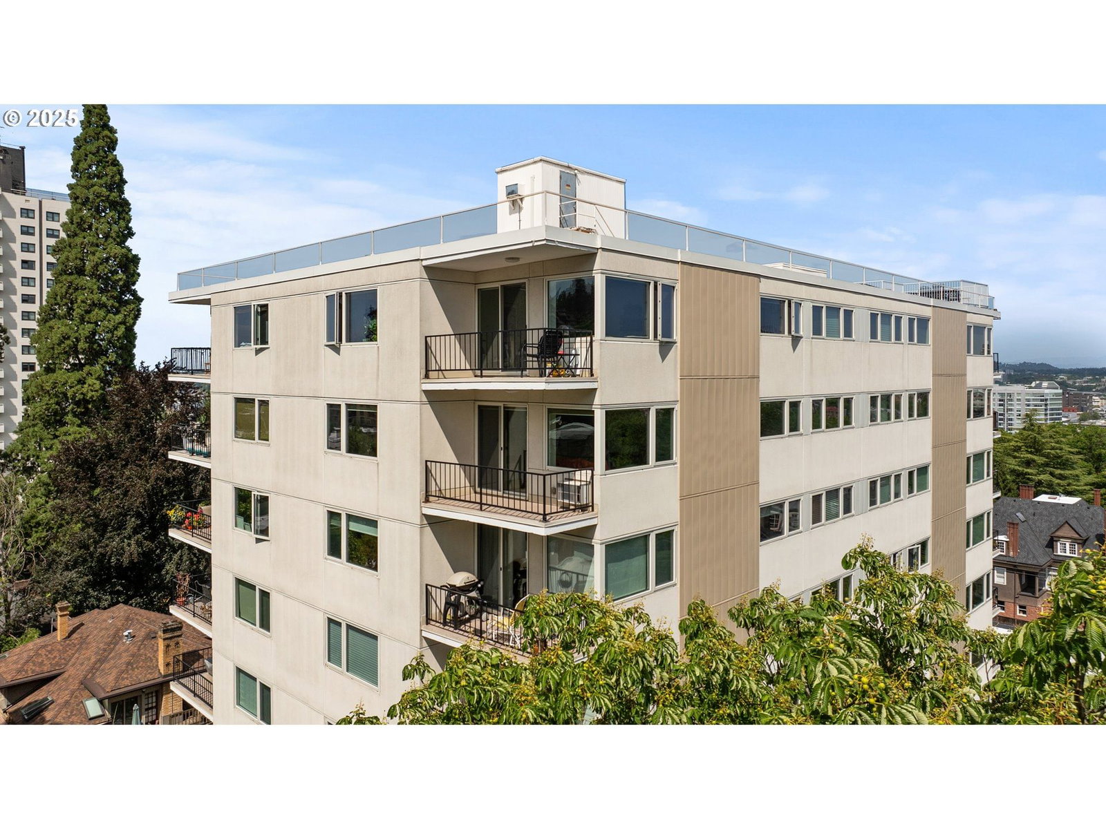 Primary listing photo, 2211 SW PARK PL #903, Portland, OR, 97205