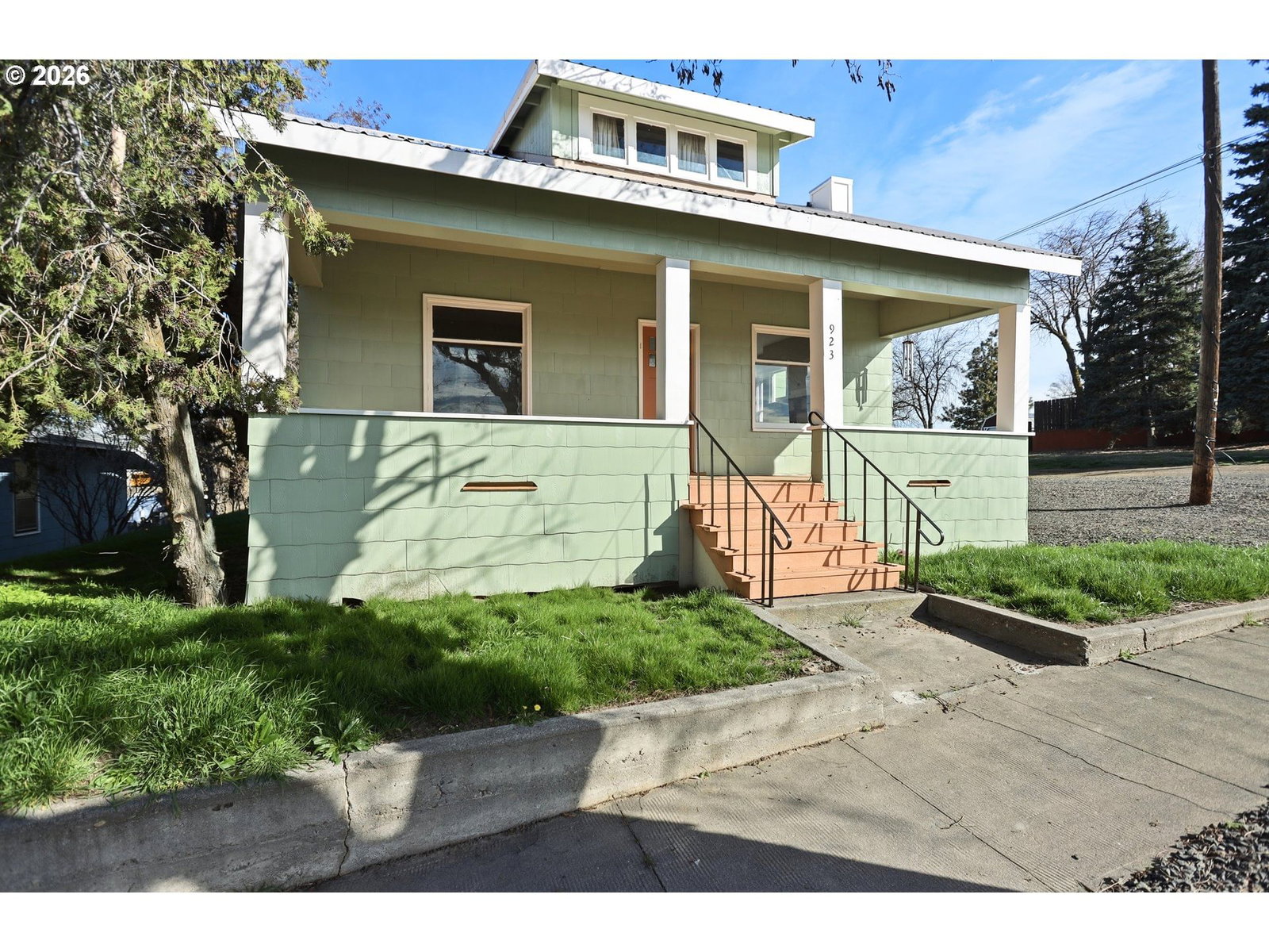 Listing photo 1 of 1