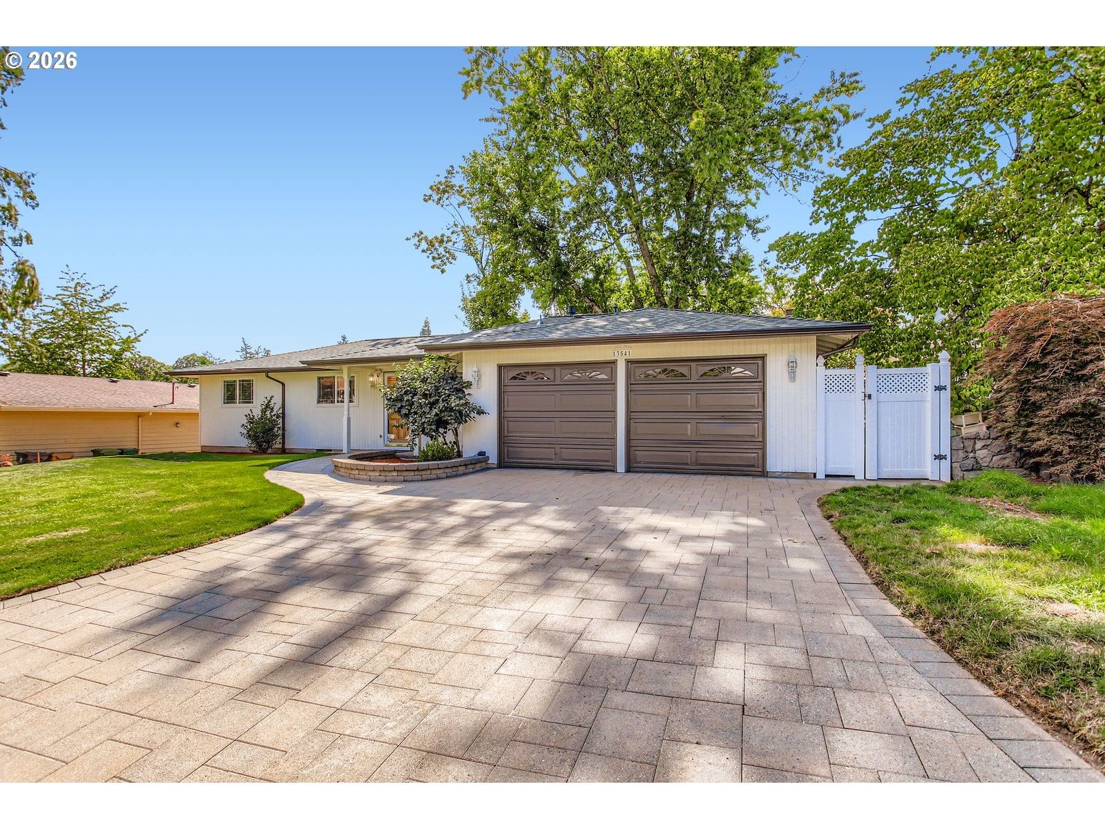 Primary listing photo, 13541 SW 63RD PL, Portland, OR, 97219