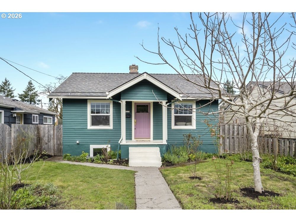 Primary listing photo, 6035 SE KNIGHT ST, Portland, OR, 97206