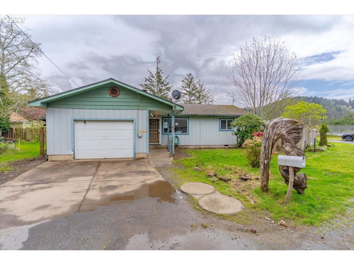 Primary listing photo, 4634 SE LEE AVE, Lincoln City, OR, 97367