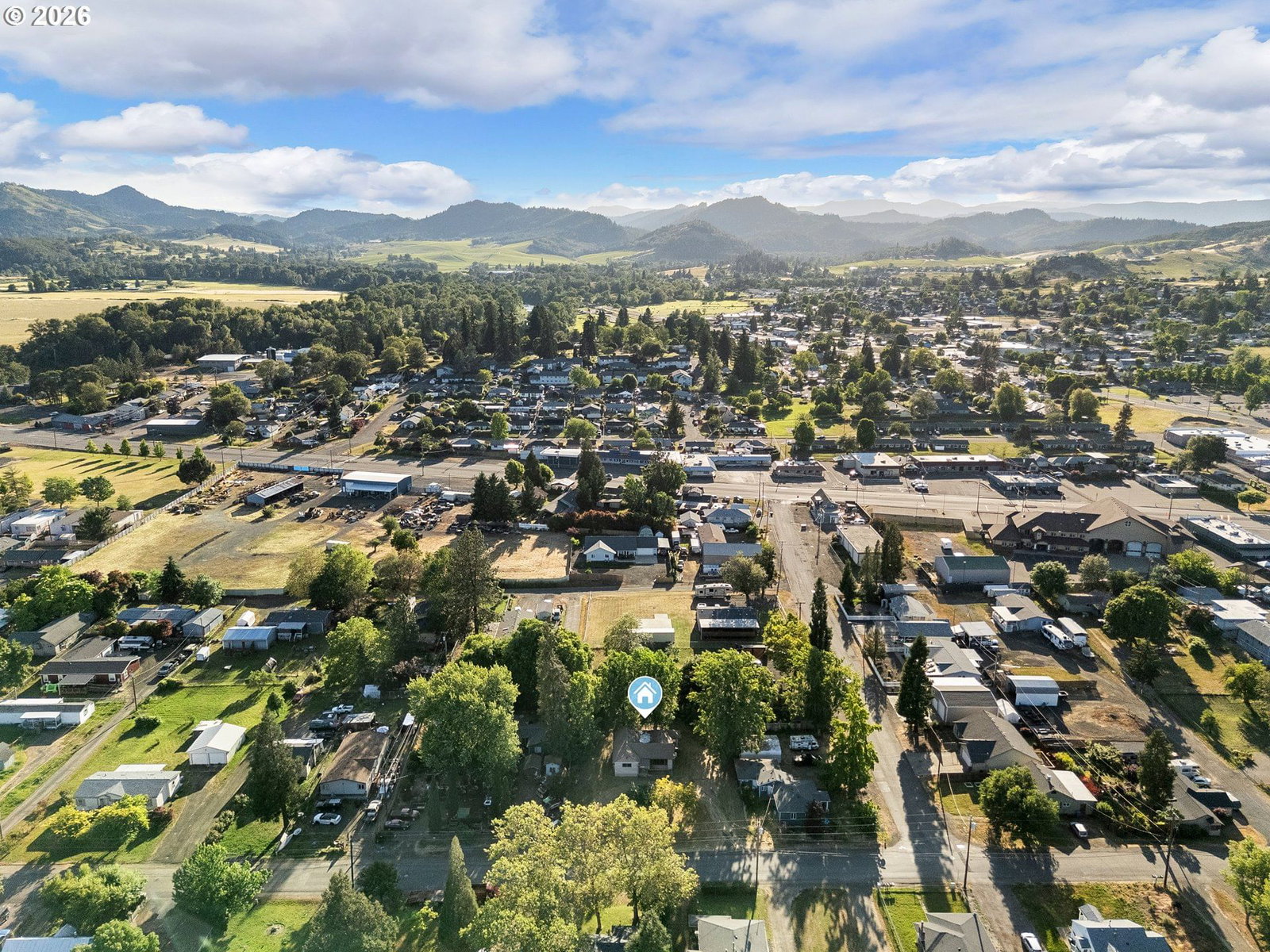 Primary listing photo, 381 SE GREGORY DR, Winston, OR, 97496