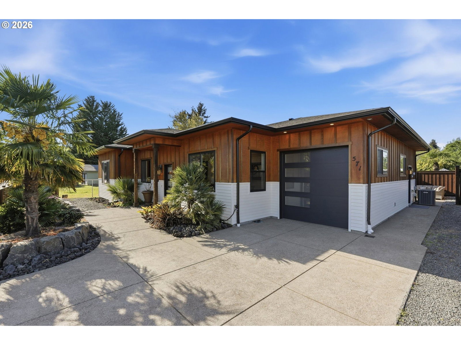 Primary listing photo, 571 RIVER LOOP 2, Eugene, OR, 97404