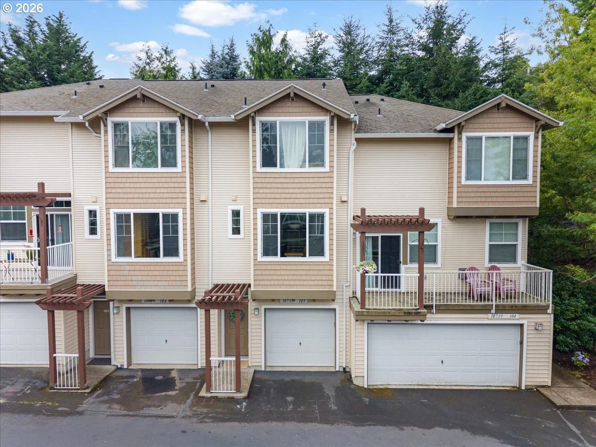 10739 SW CANTERBURY LN #103