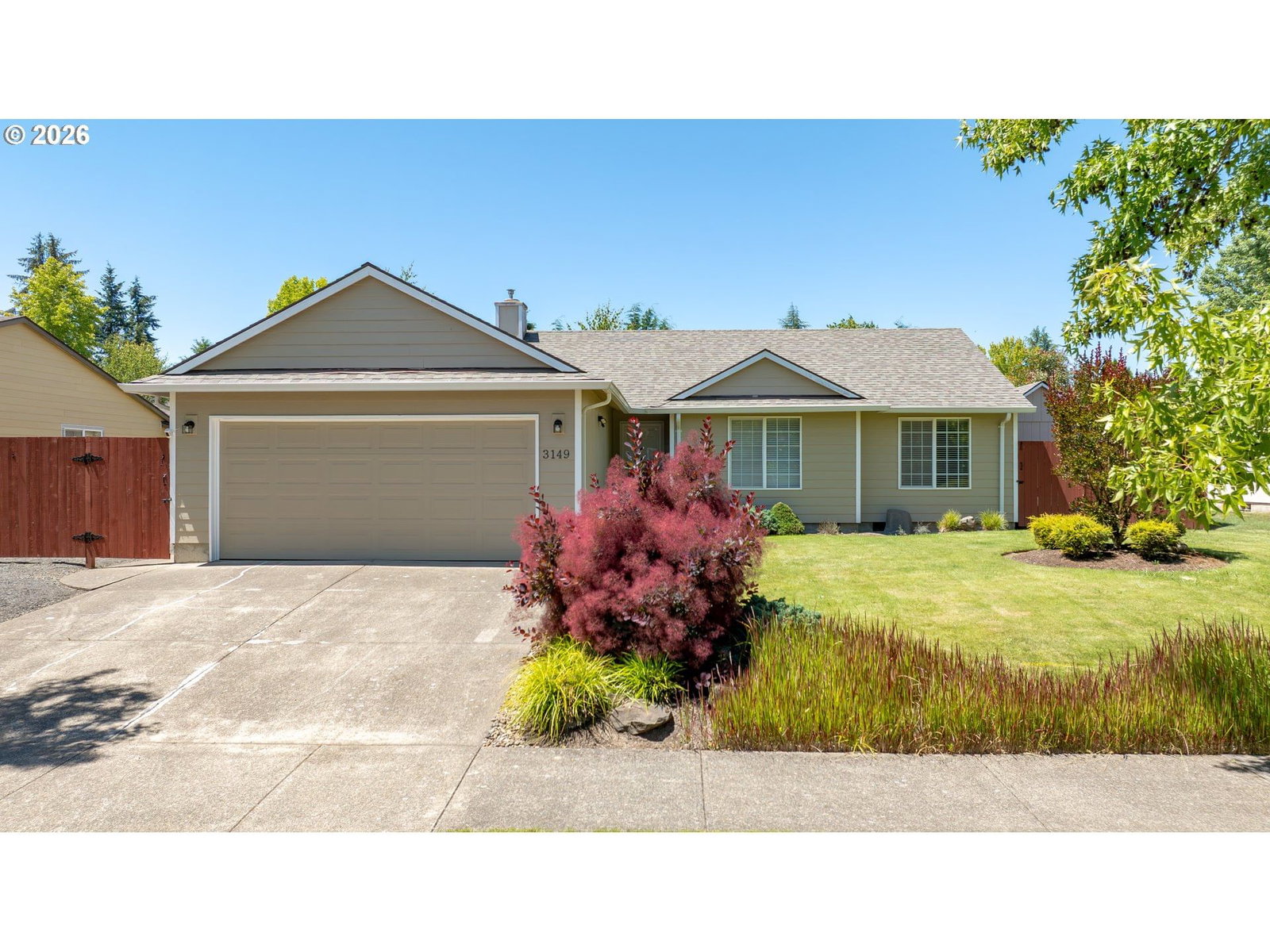 Listing photo 1 of 6