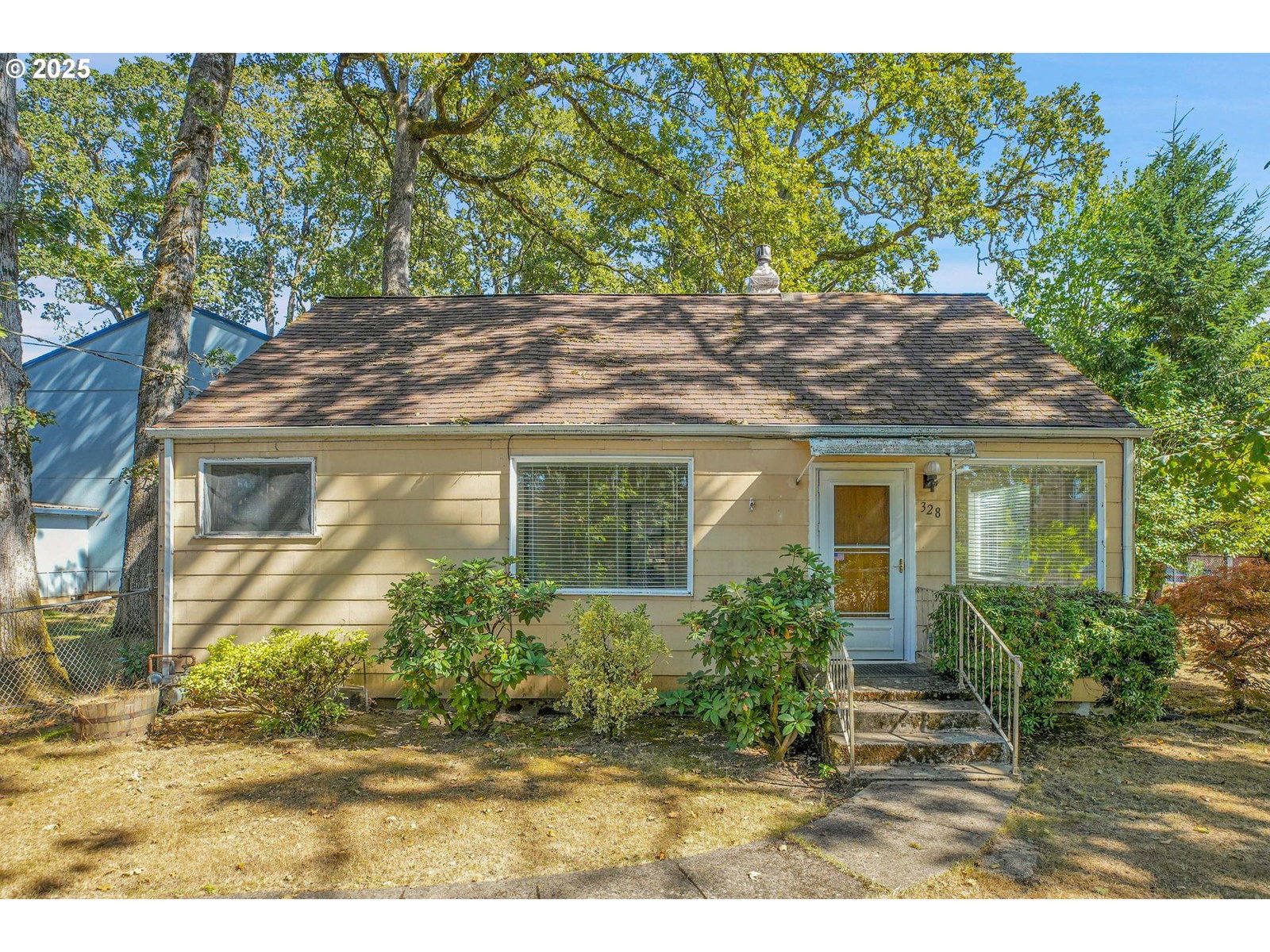 Primary listing photo, 328 N 15TH AVE, Cornelius, OR, 97113