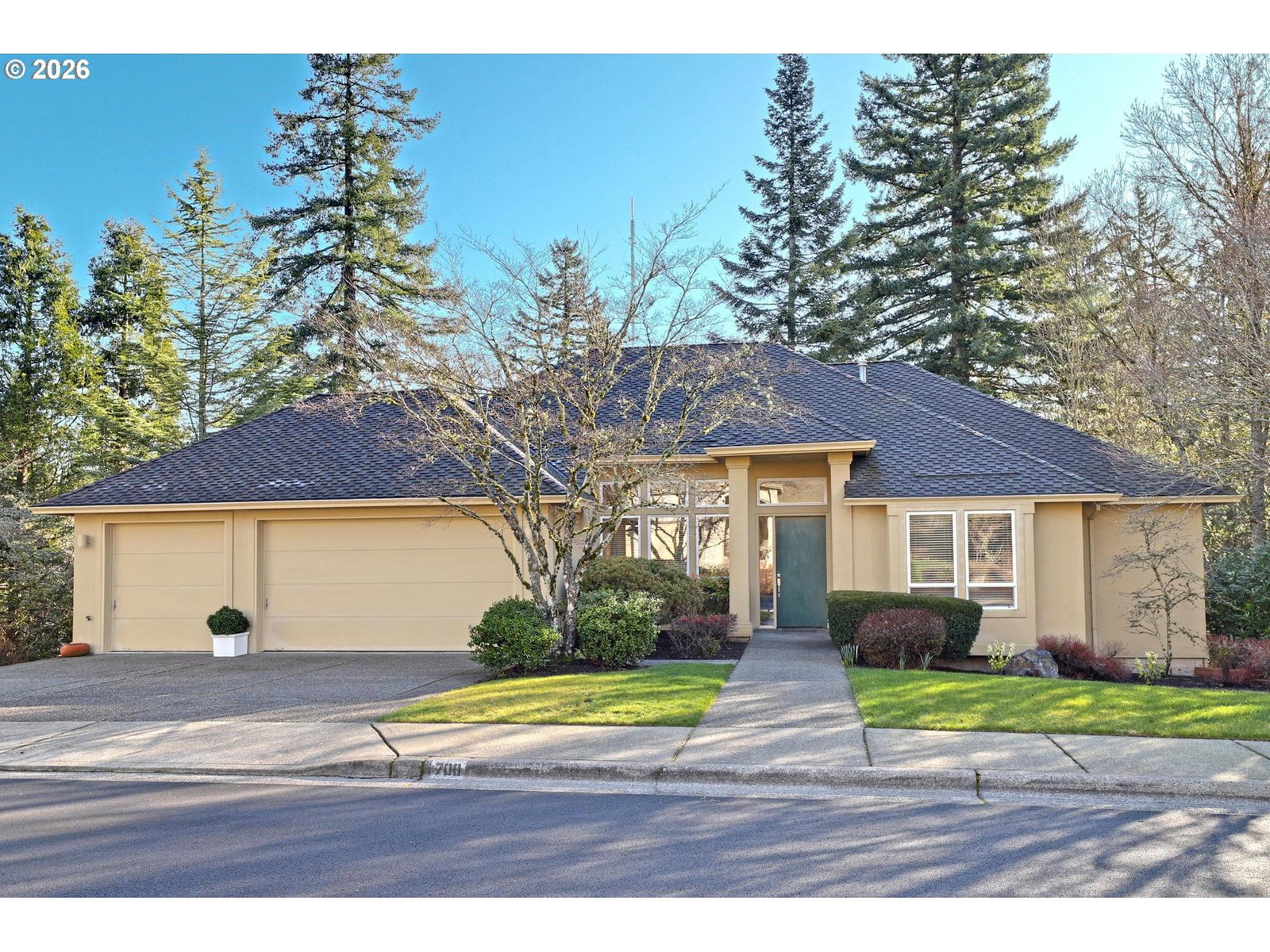Primary listing photo, 700 SW 67TH PL, Portland, OR, 97225