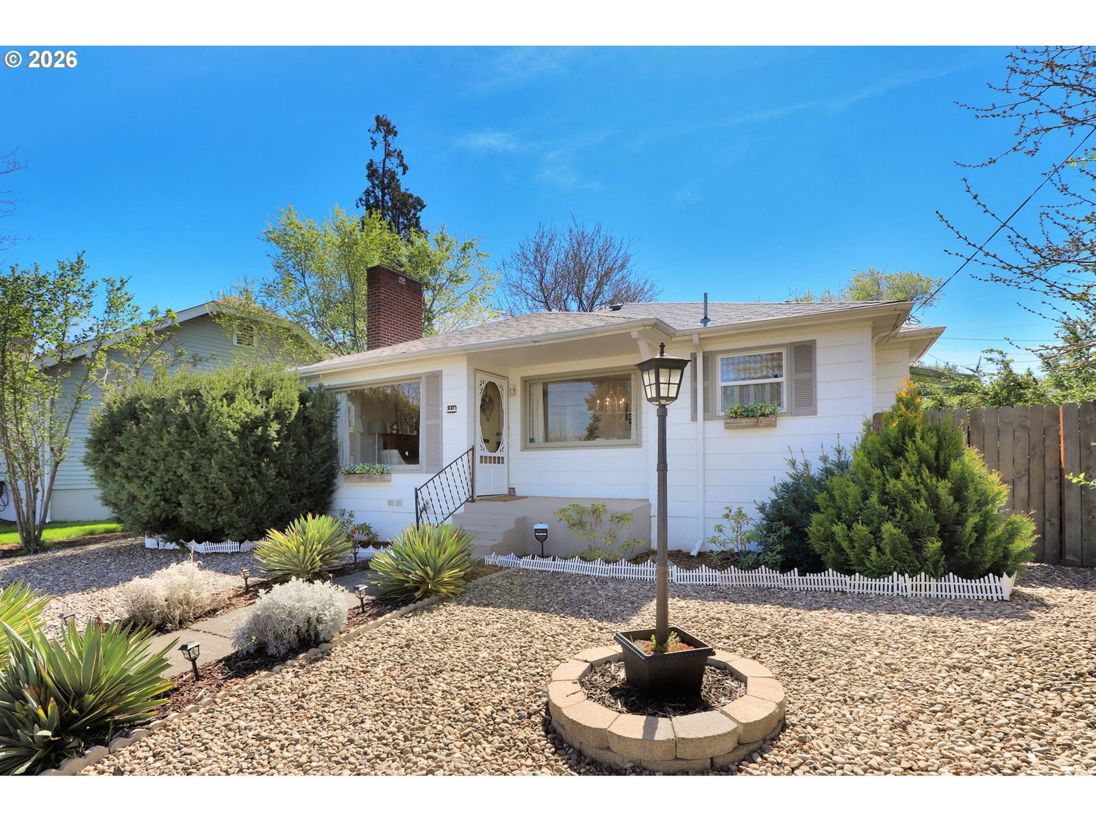 Primary listing photo, 1214 E 11TH ST, The Dalles, OR, 97058