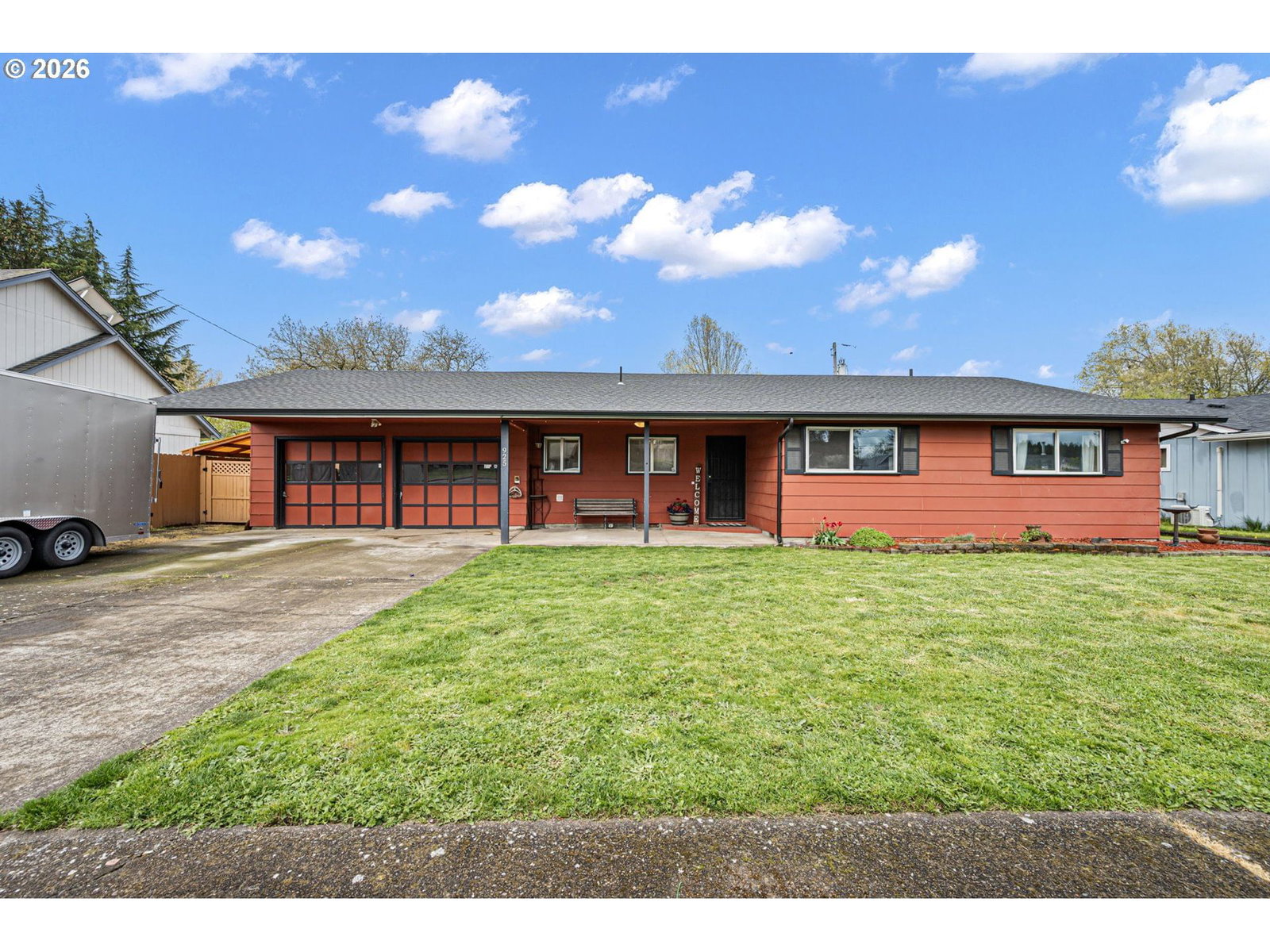 Primary listing photo, 925 OAK ST, Junction City, OR, 97448