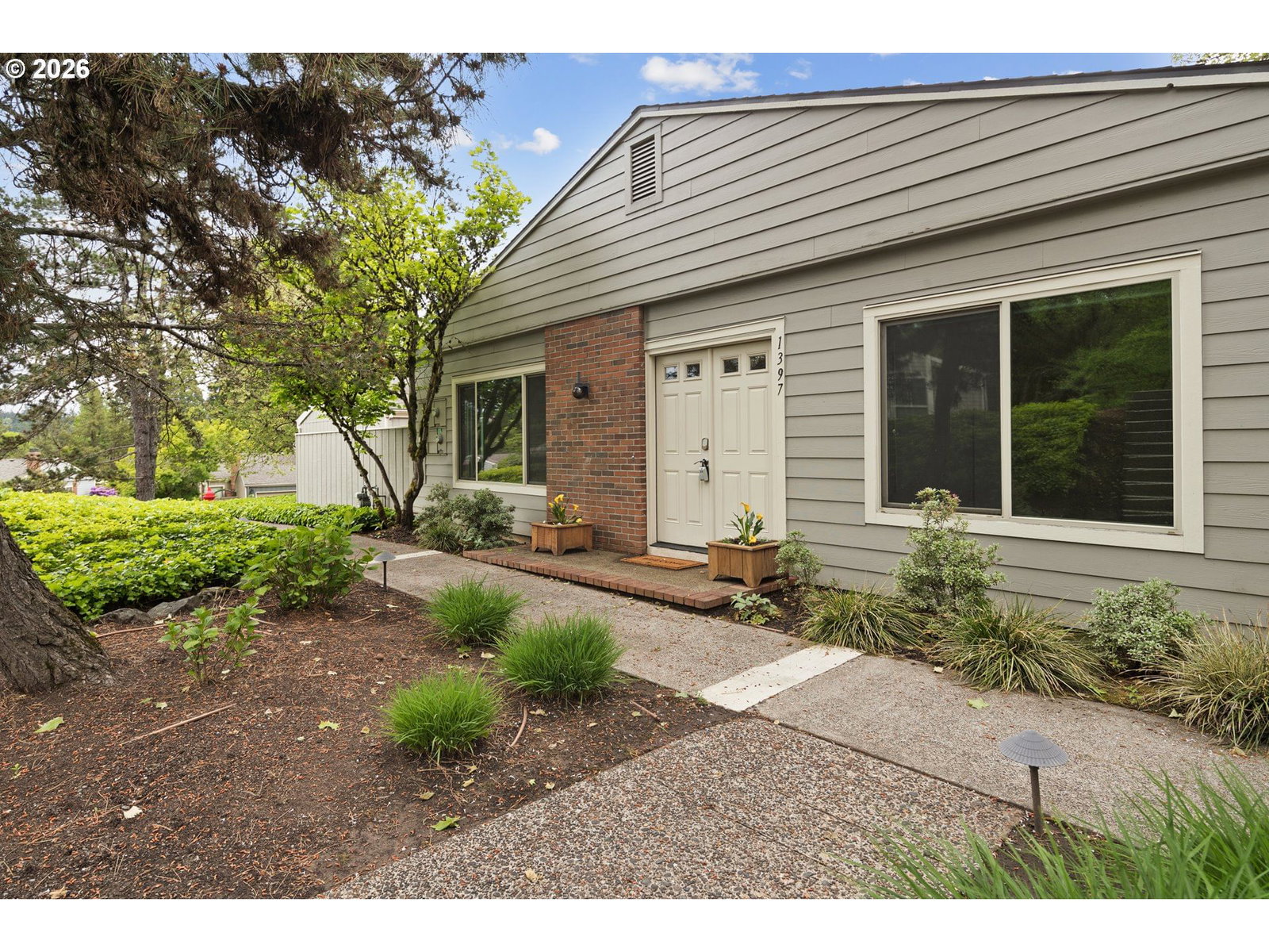 1397 BONNIEBRAE DR
