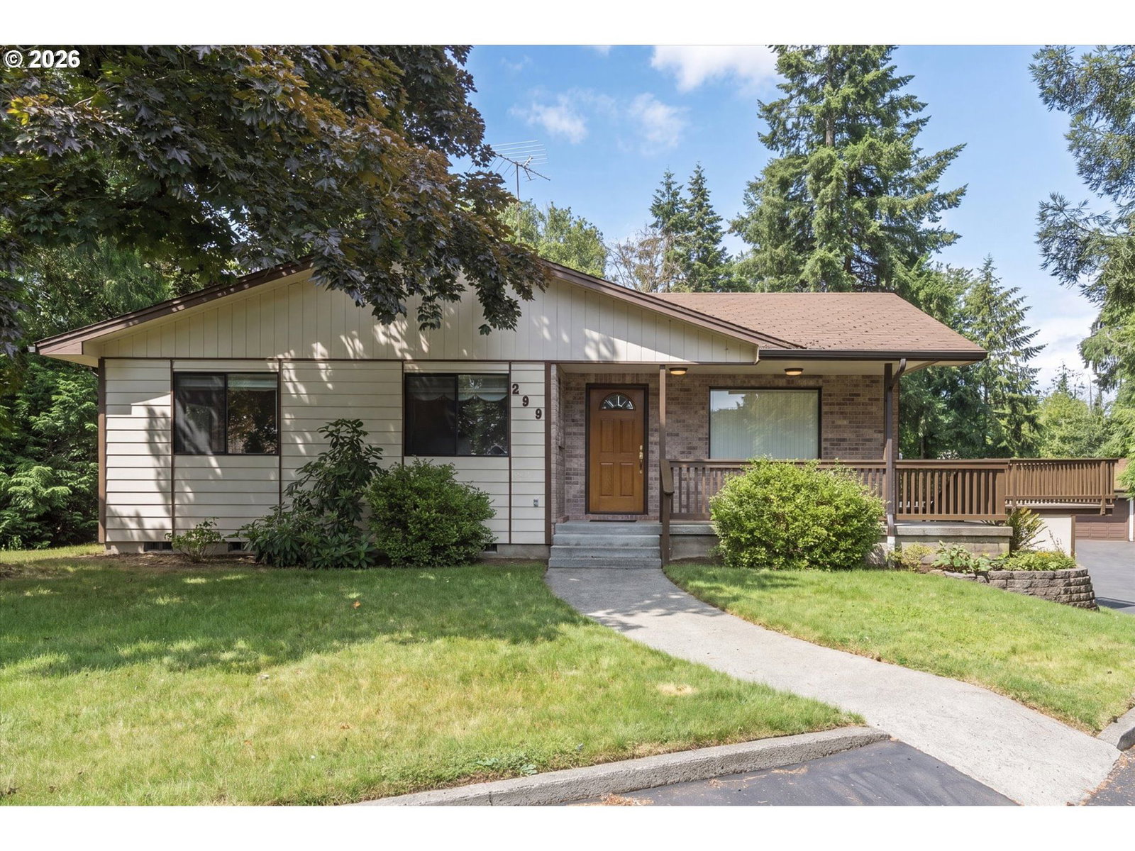 Primary listing photo, 299 CEDAR LN, Longview, WA, 98632