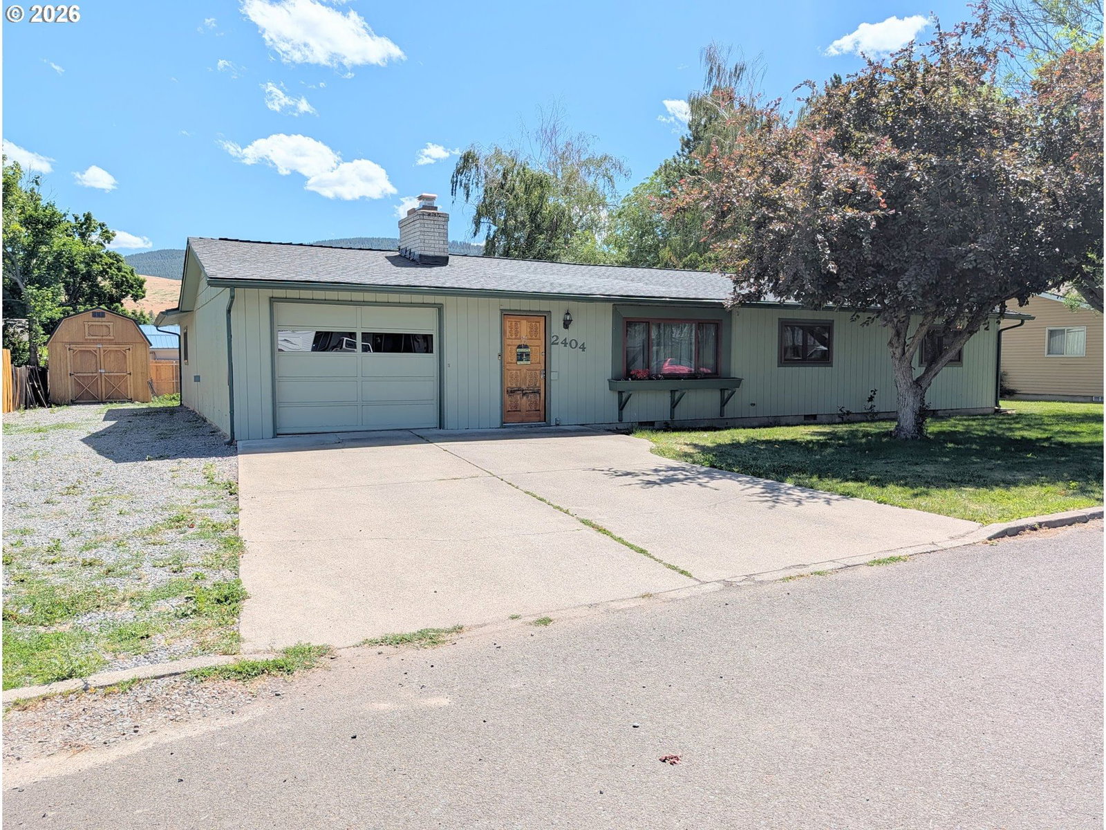 Listing photo 1 of 6