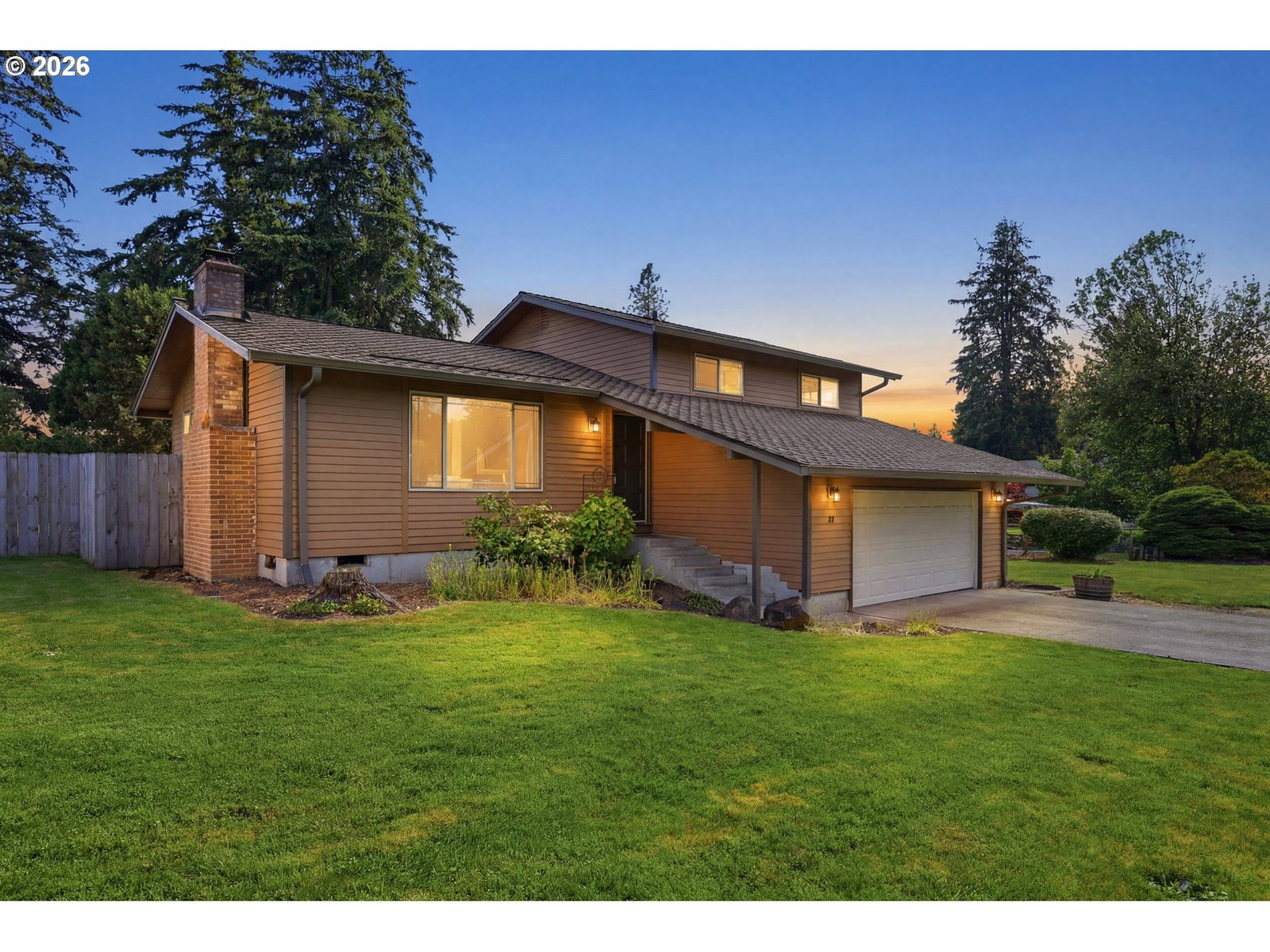 Primary listing photo, 102 SHERWOOD LN, Castle Rock, WA, 98611