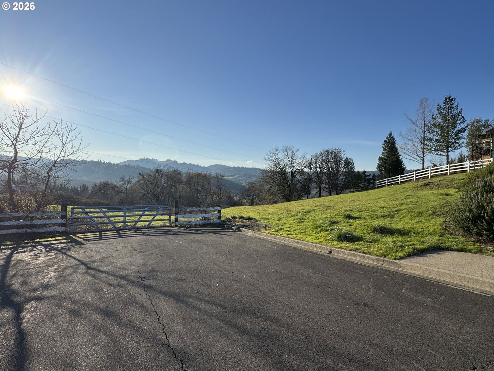 Primary listing photo, 1192 W HARRIS HILLS DR, Roseburg, OR, 97471