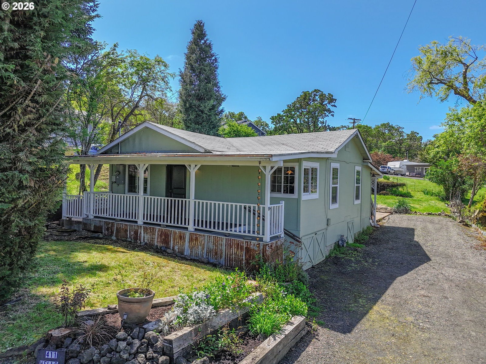 Primary listing photo, 411 WELLS RD, Oakland, OR, 97462