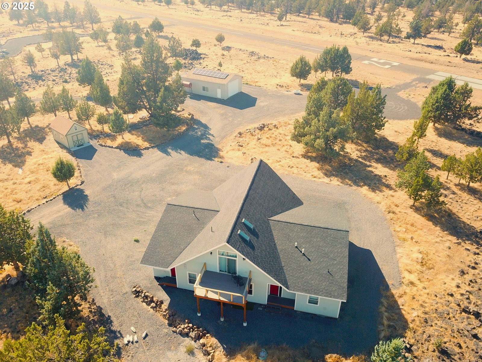 Primary listing photo, 13422 SW AIRFIELD LN, Culver, OR, 97734
