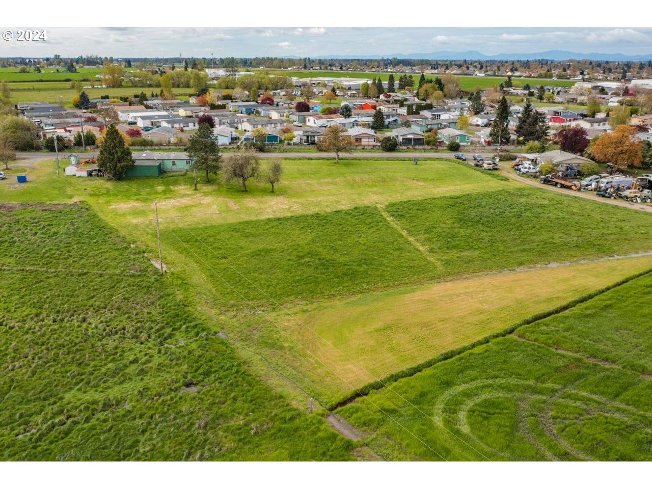 Primary listing photo, 4055 SE SPICER DR, Albany, OR, 97322