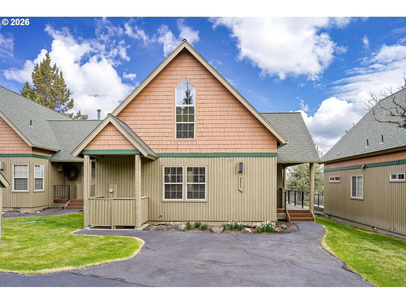 Primary listing photo, 8825 SW CANYON WREN CT, Redmond, OR, 97756