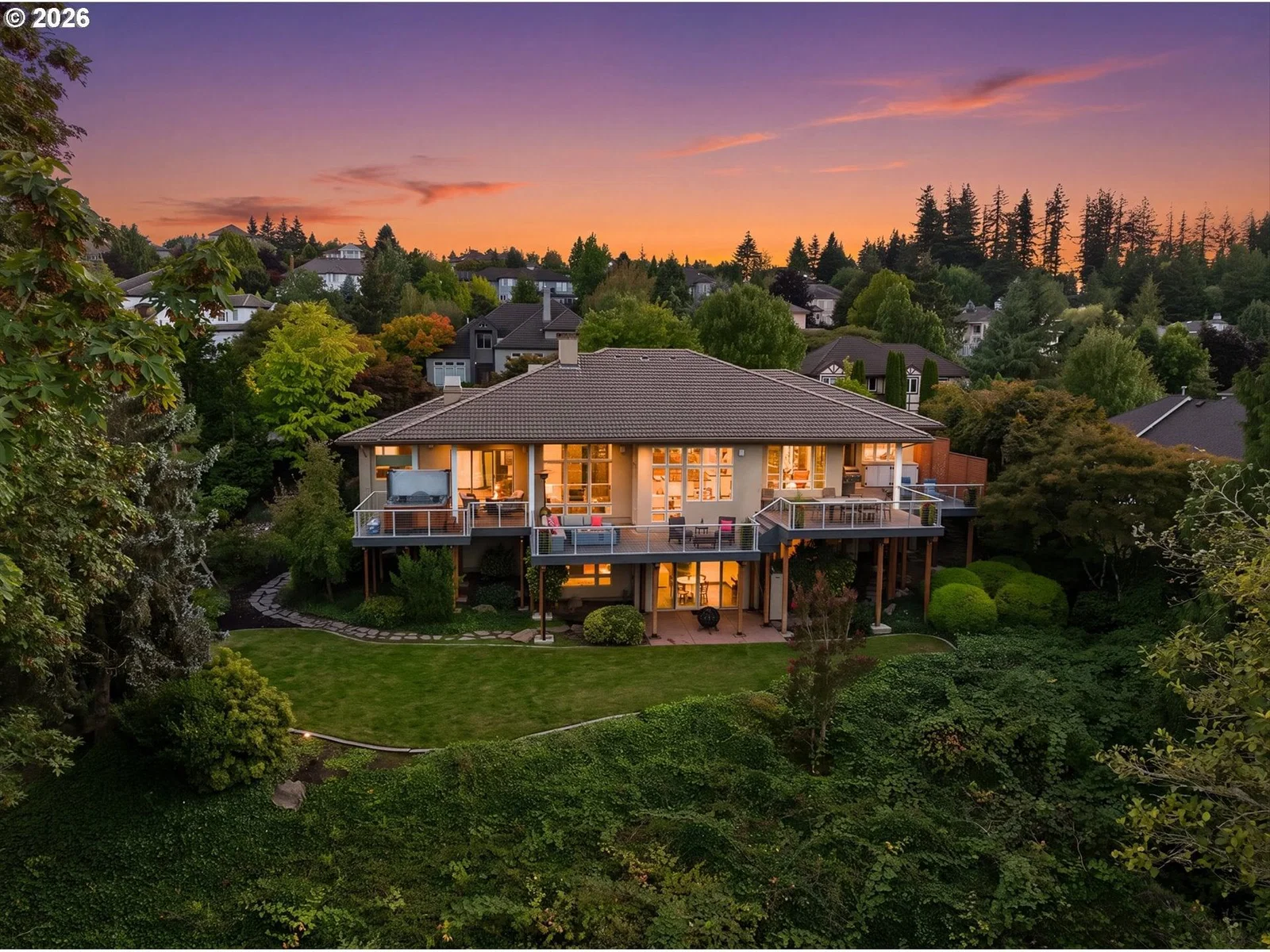 2535 NW LACAMAS DR