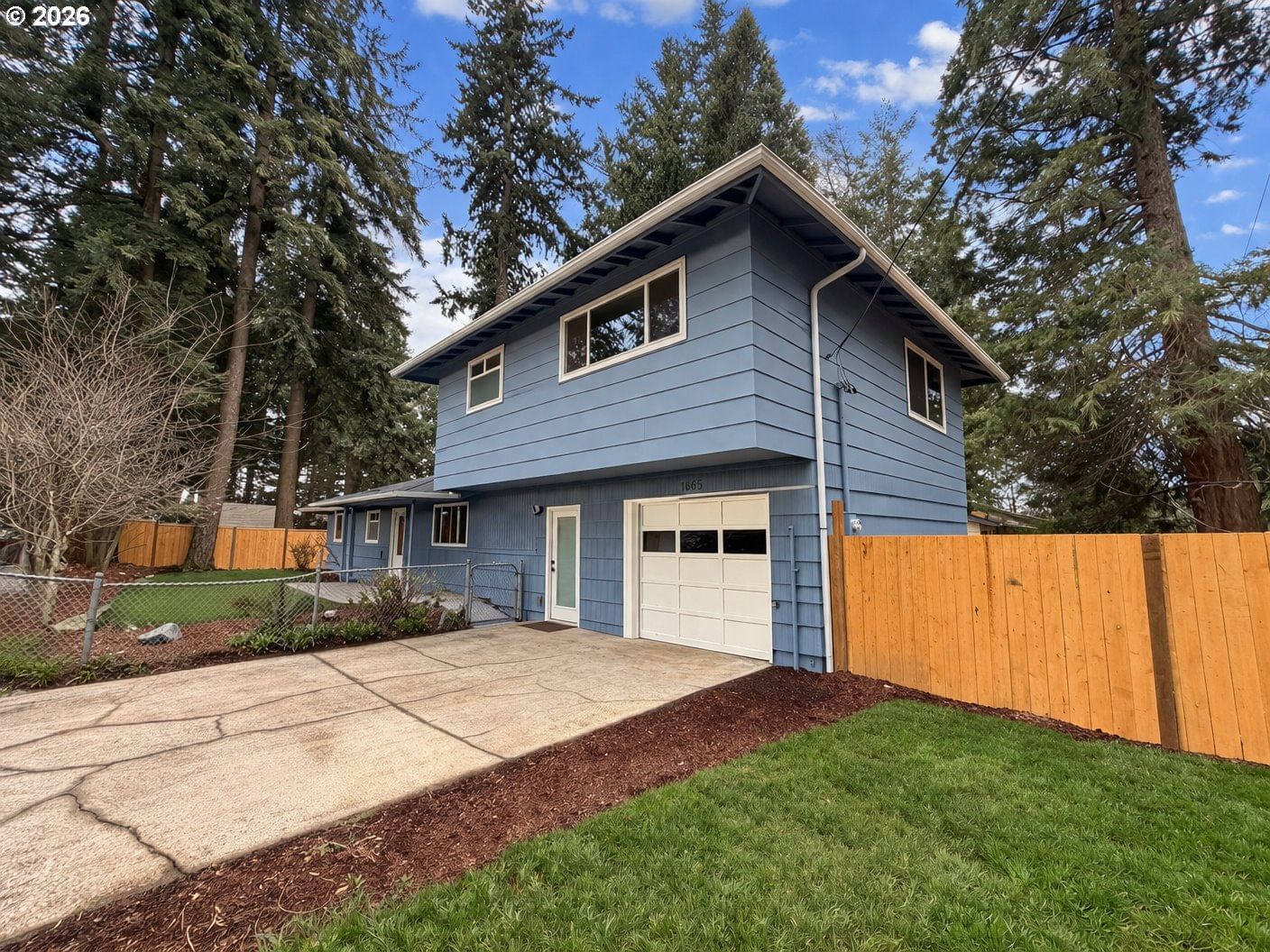 Primary listing photo, 18655 SE YAMHILL CIR, Portland, OR, 97233