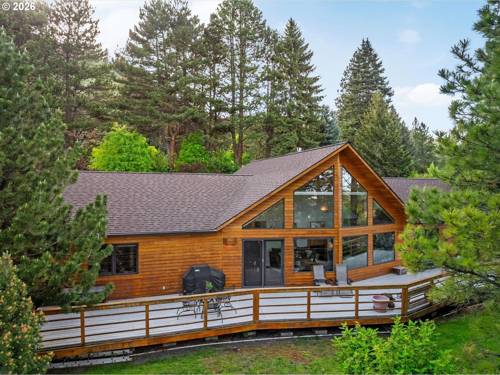 Primary listing photo, 1 Pine Crest DR, La Grande, OR, 97850