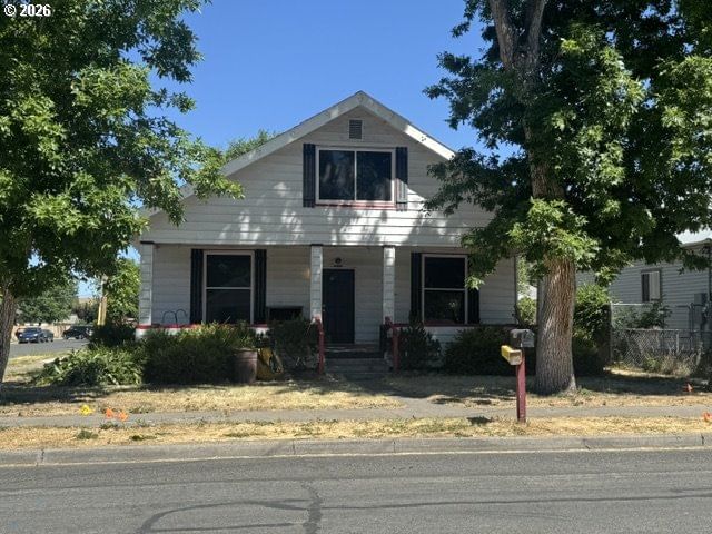 Listing photo 1 of 6