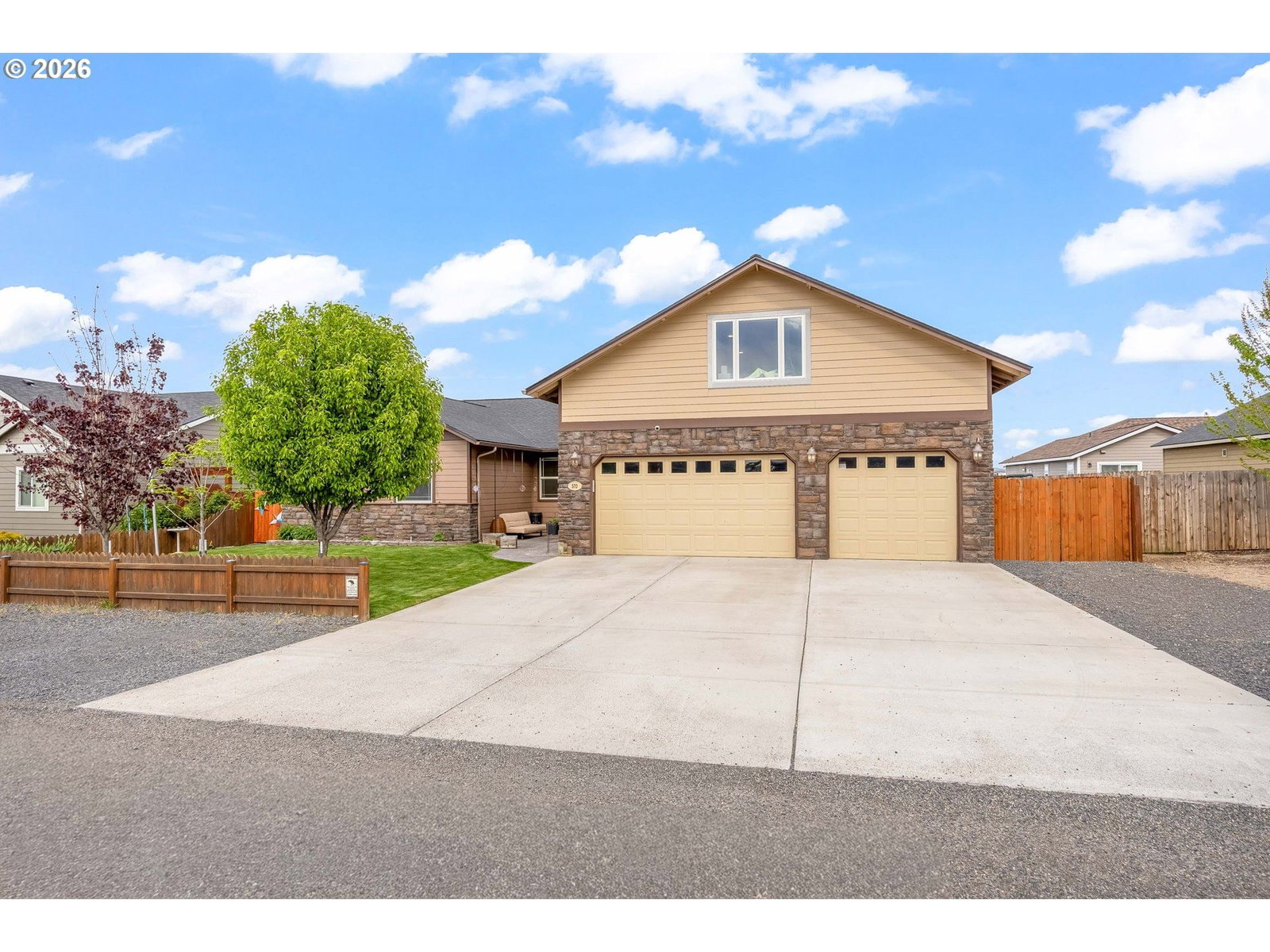 Primary listing photo, 570 MOUNTAIN RIDGE DR, Culver, OR, 97734