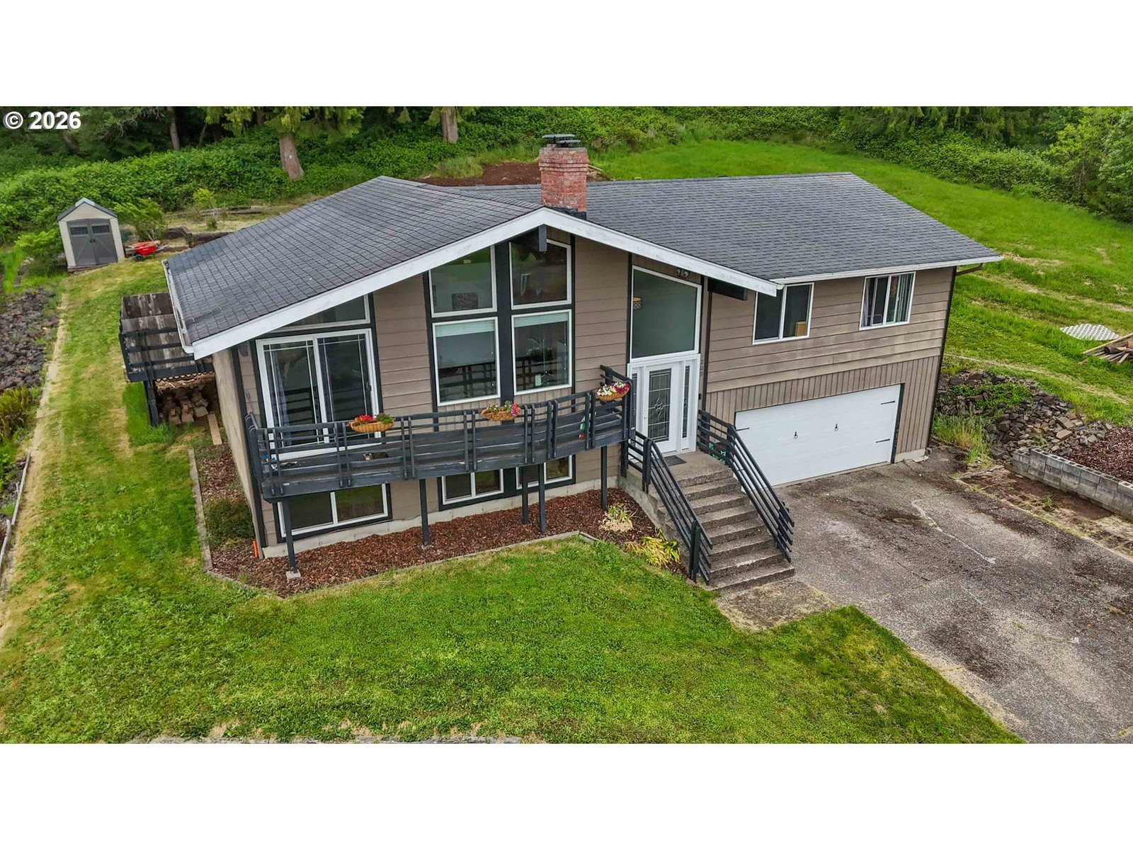 Primary listing photo, 209 CURTIS DR, Longview, WA, 98632