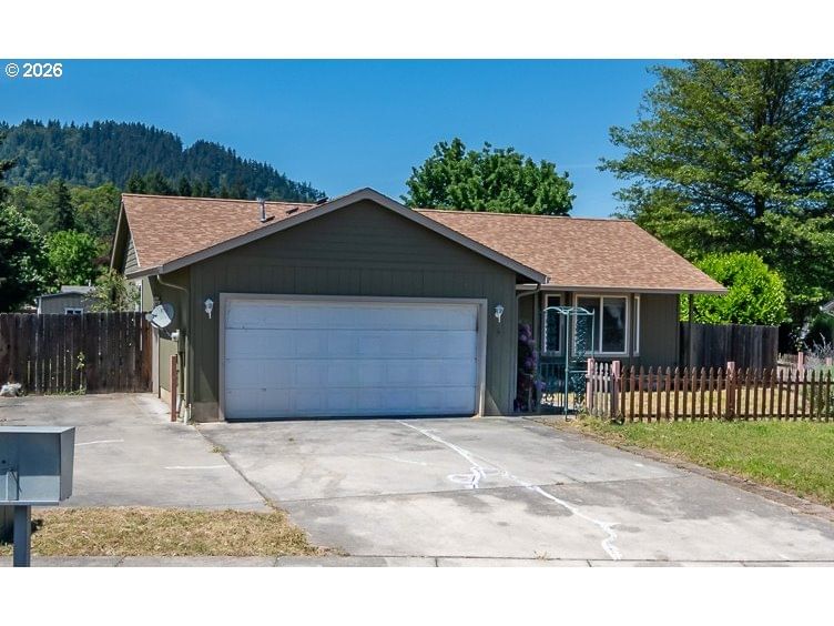 Primary listing photo, 162 SE WILDWOOD WAY, Myrtle Creek, OR, 97457