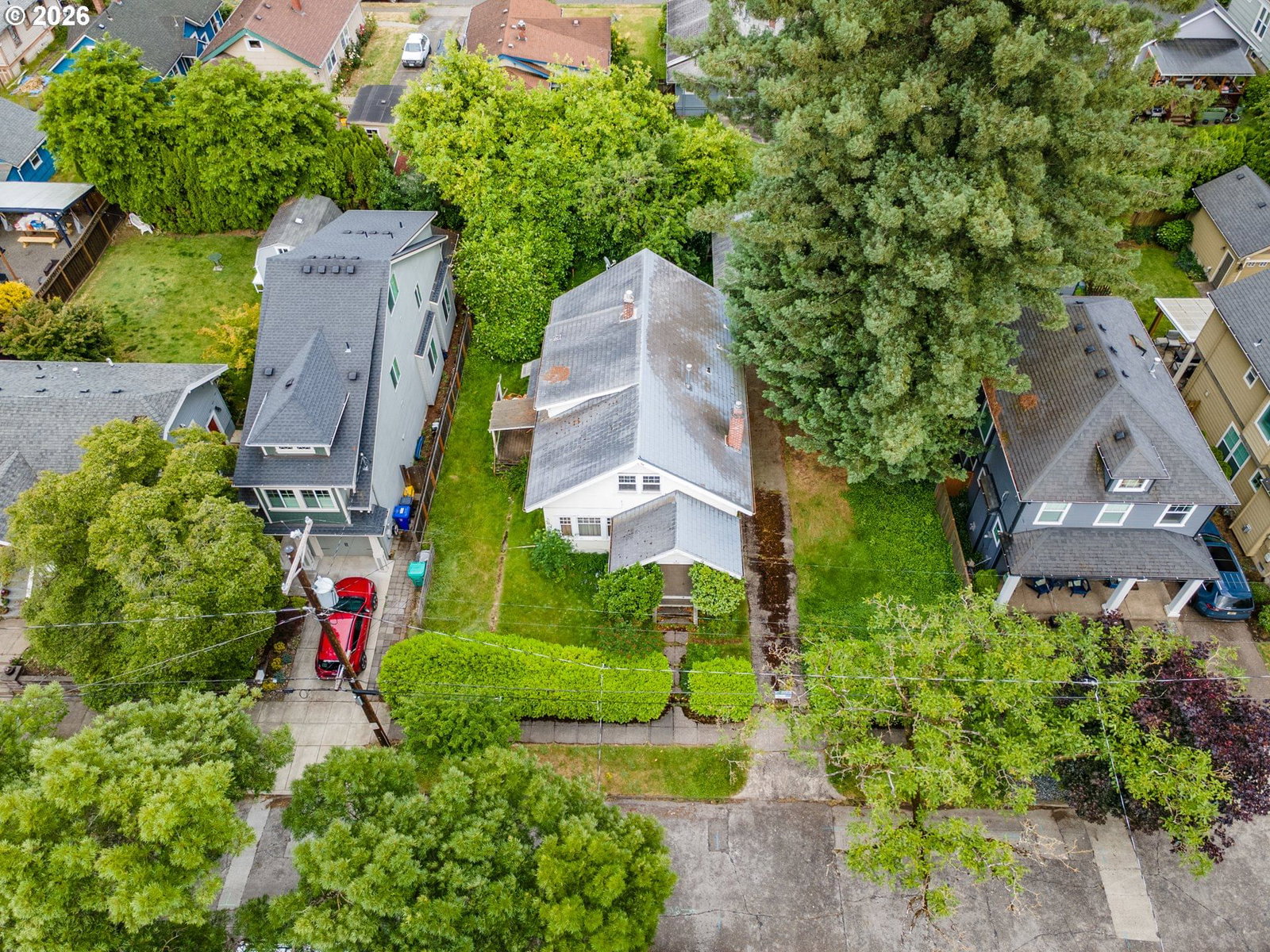 Listing photo 1 of 6