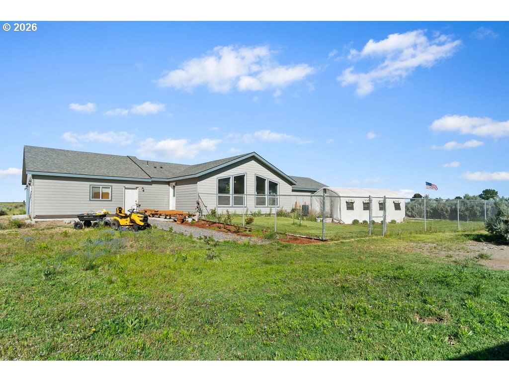 Primary listing photo, 78566 Agnew RD, Hermiston, OR, 97838