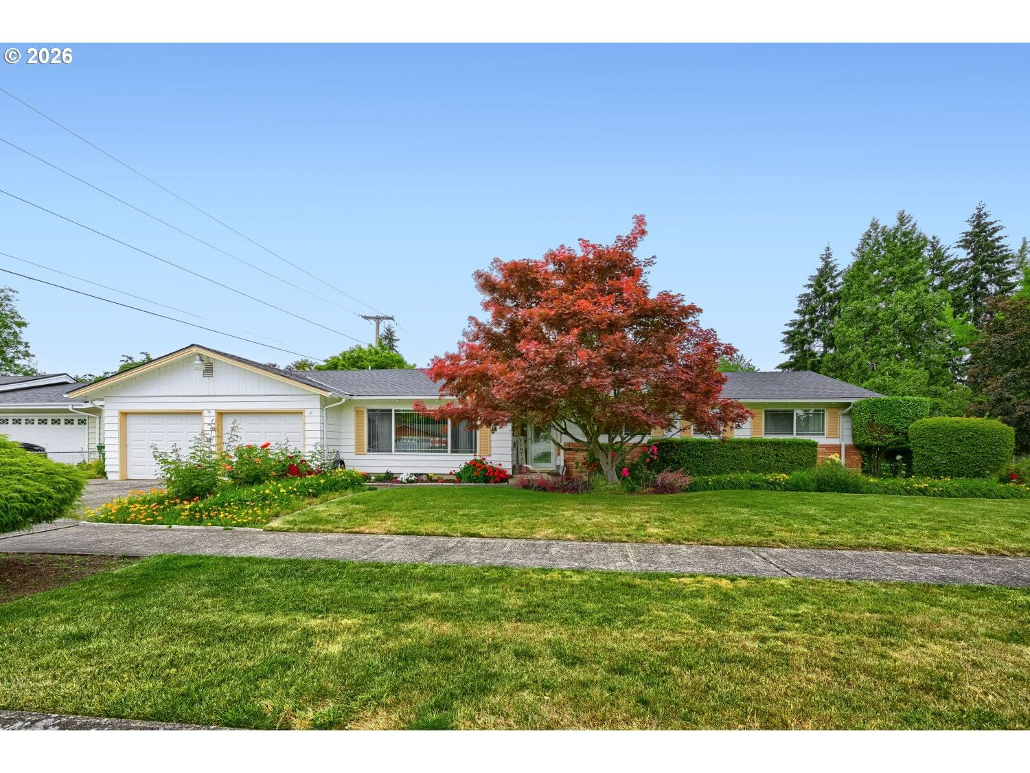 Listing photo 1 of 6