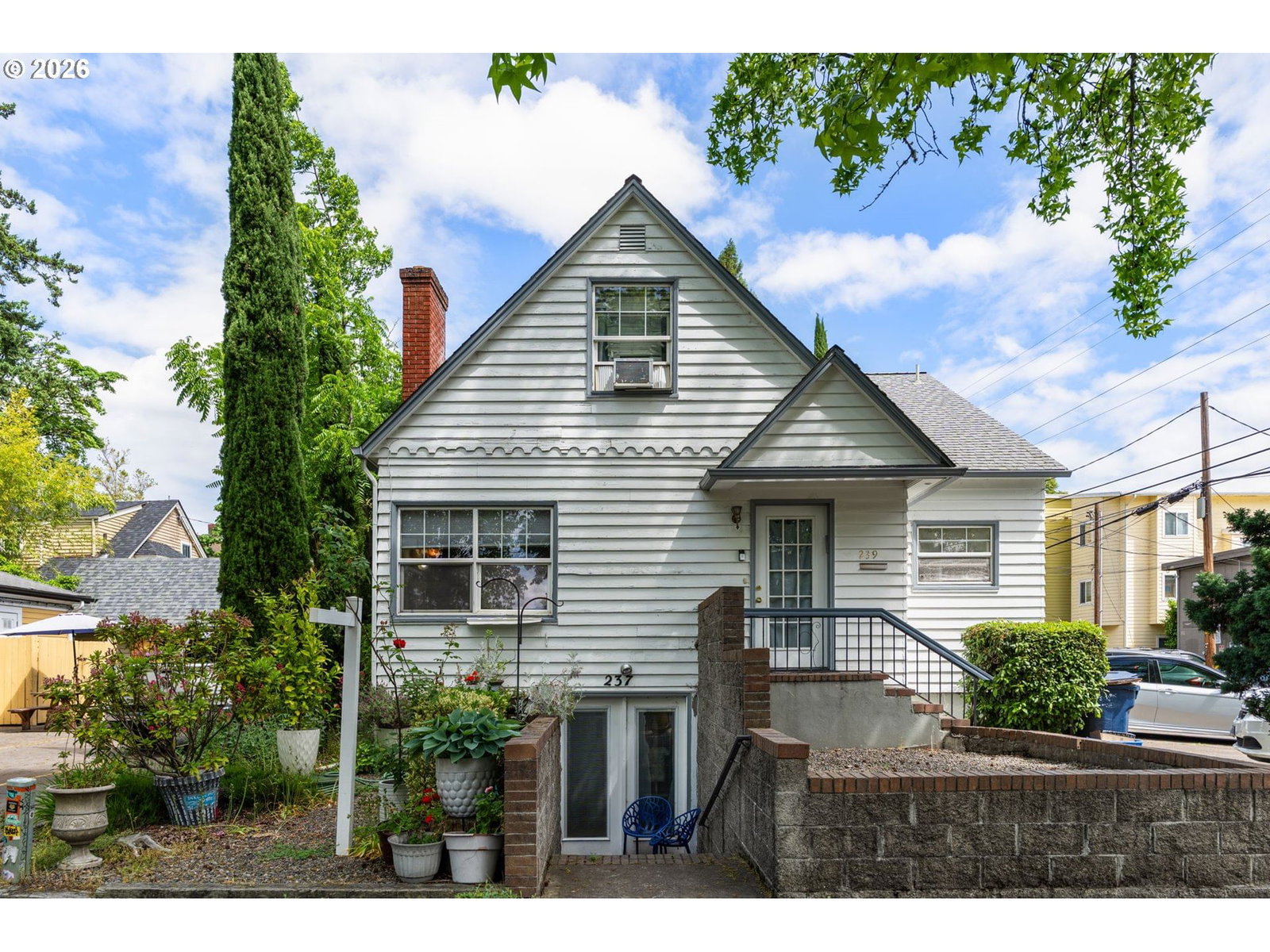 Primary listing photo, 239 E 14TH AVE, Eugene, OR, 97401