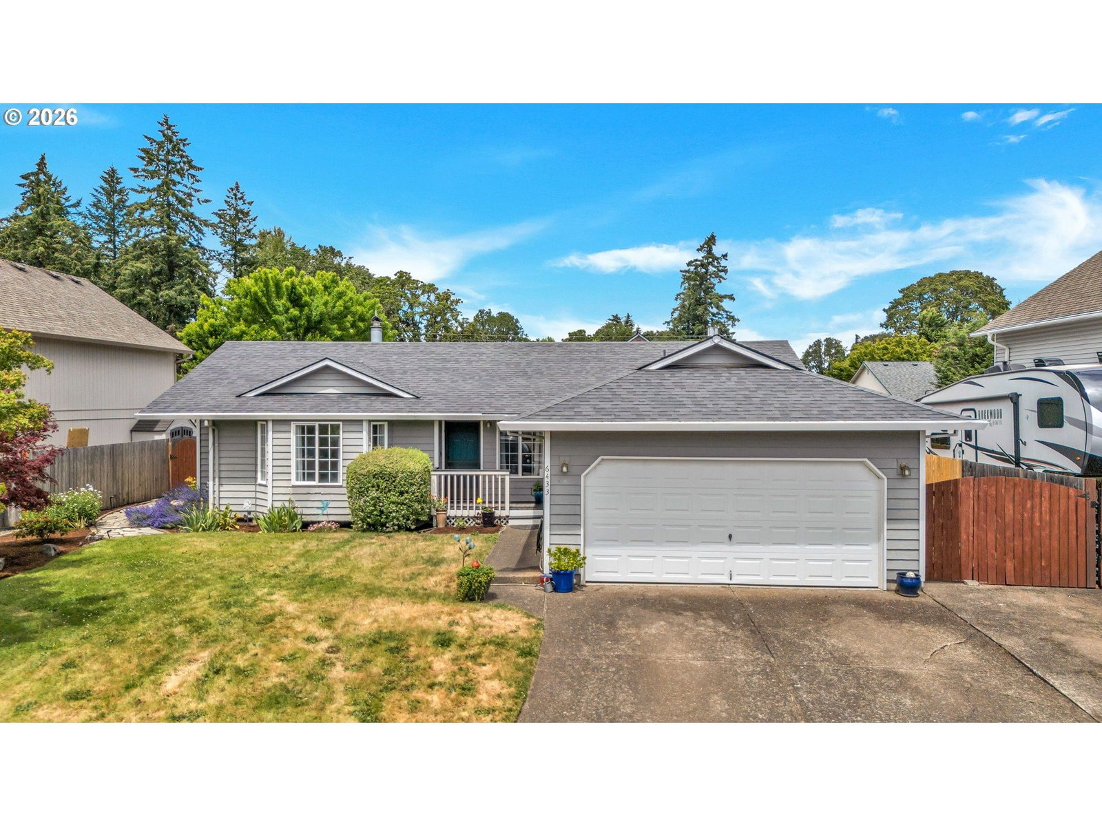 Listing photo 1 of 6